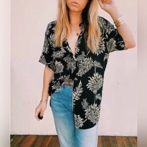 Novella Royale NWOT The Kingman Shirt Black Dahlia Size M/L